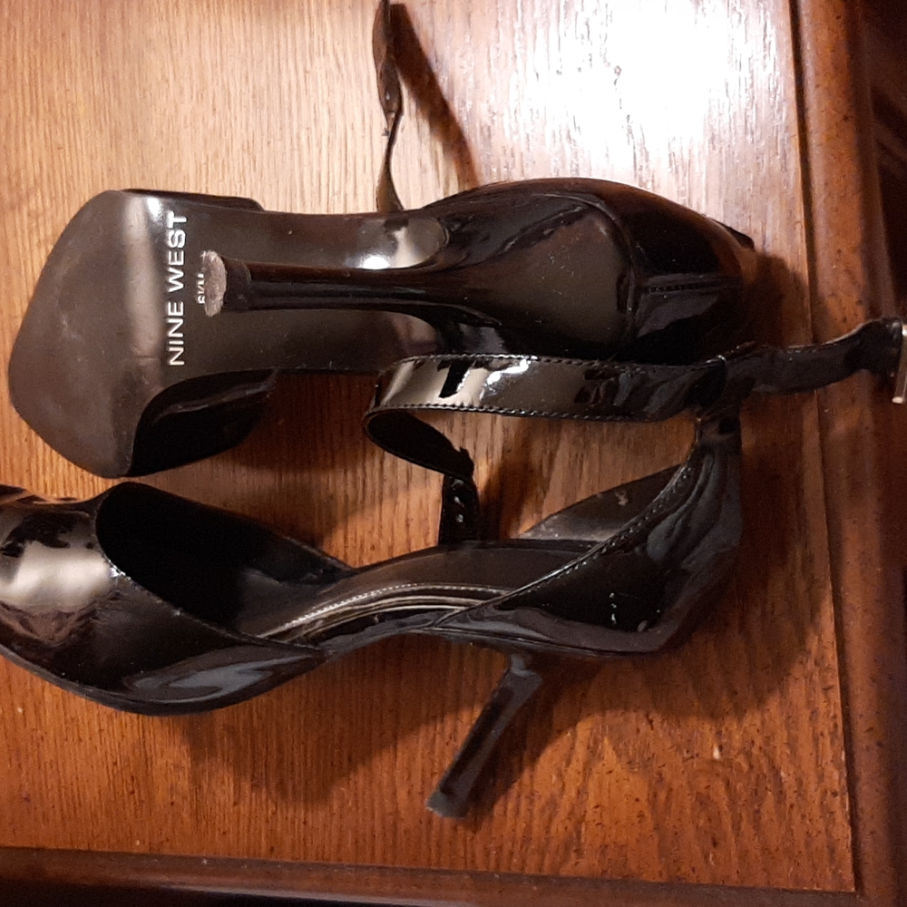 Nine West 6 1/2 Ankle Strap Pointy Toe Heels - Picture 4 of 14